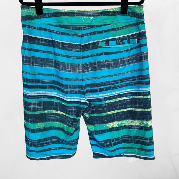 Prana Mens Striped Board Shorts - Size 33 - Picture 2 of 6